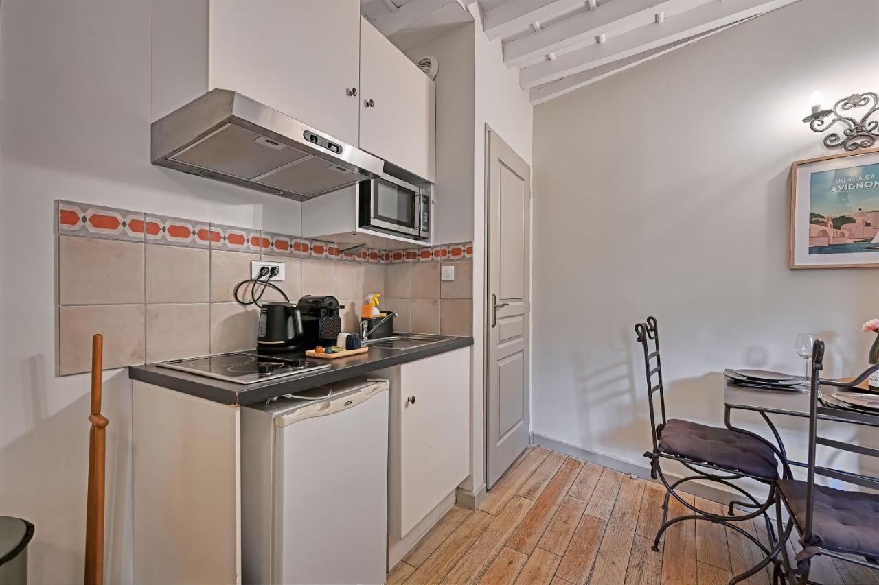 Au Coeur Des Papes, Dans Batisse De Charme Studios & Appartements En Coeur De Ville Avignon Eksteriør billede
