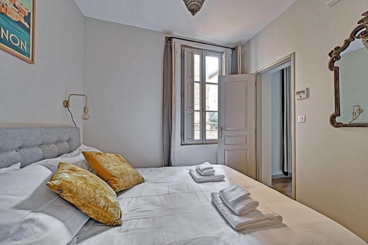 Au Coeur Des Papes, Dans Batisse De Charme Studios & Appartements En Coeur De Ville Avignon Eksteriør billede