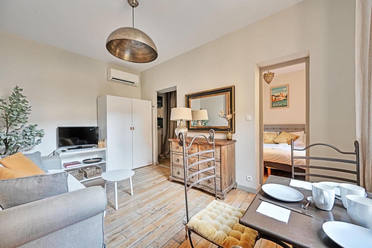 Au Coeur Des Papes, Dans Batisse De Charme Studios & Appartements En Coeur De Ville Avignon Eksteriør billede